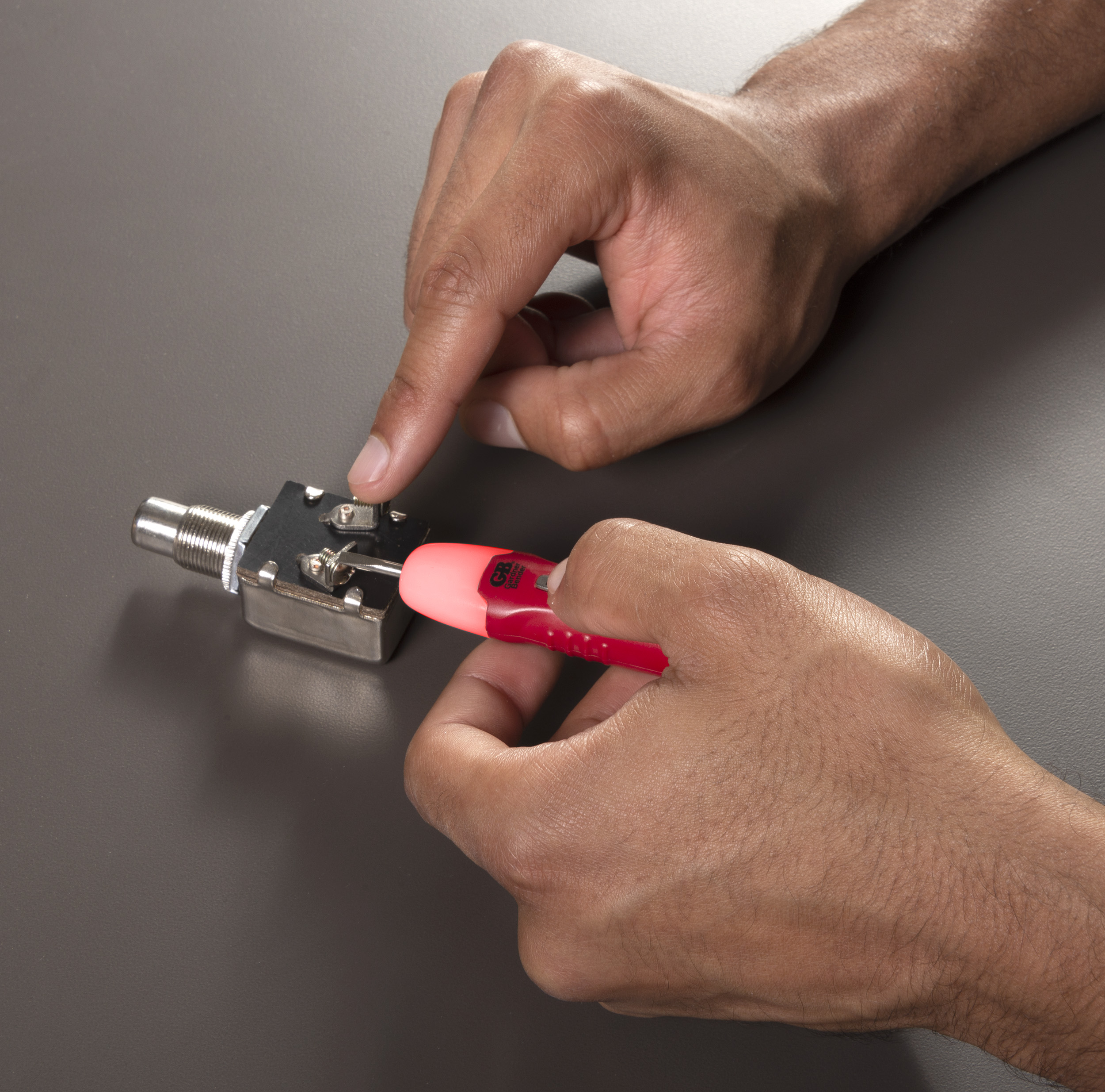 Gardner Bender Gcv 36 Combination Voltage Probe And Continuity Tester With Screwdriver Tip 12 250v Ac Dc 1 Each
